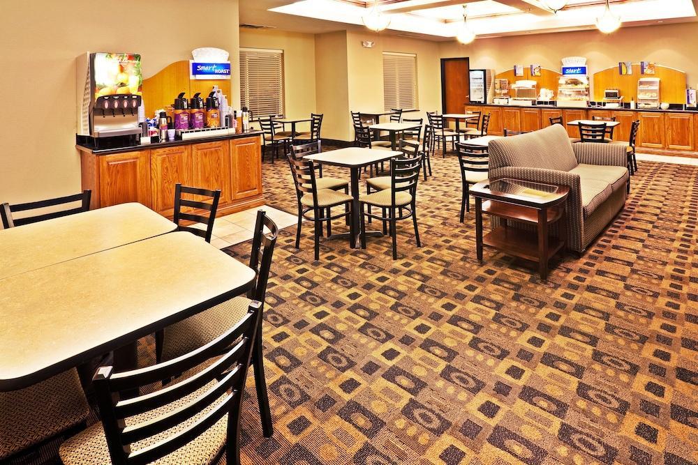 Route 66 Inn & Suites Miami Extérieur photo